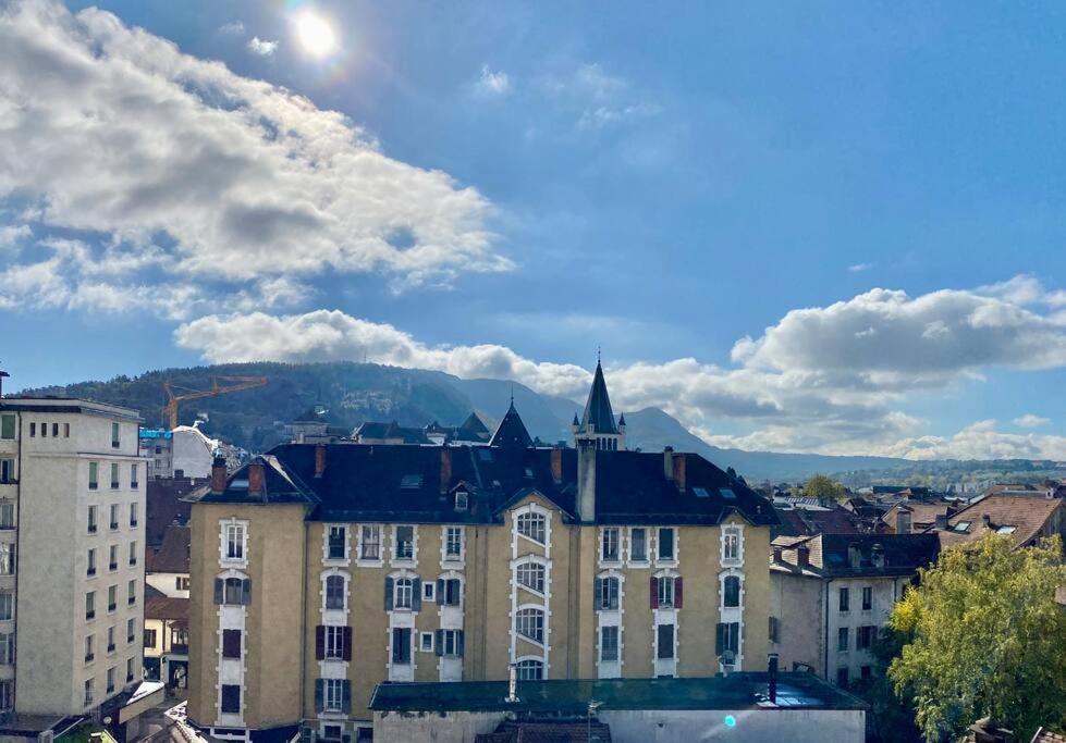 Apartmán Toit-Terrasse Traversant Plein Centre 100M Du Lac Annecy Exteriér fotografie